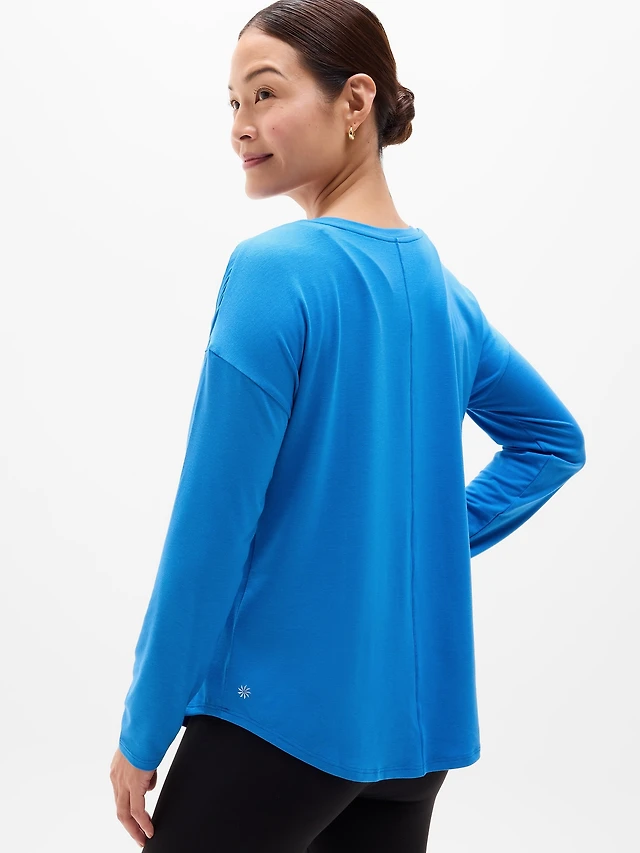 Move With Ease Top