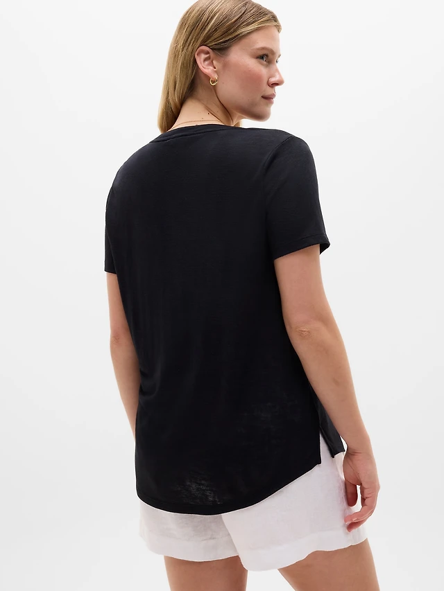 Breezy Scoop V-Neck Tee