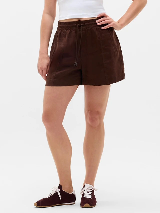 Retreat Linen Mid Rise 4" Short