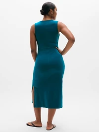 Essential V-Neck Midi Dress