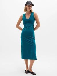 Essential V-Neck Midi Dress