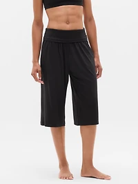 Dream Drape Mid Rise Crop Pant