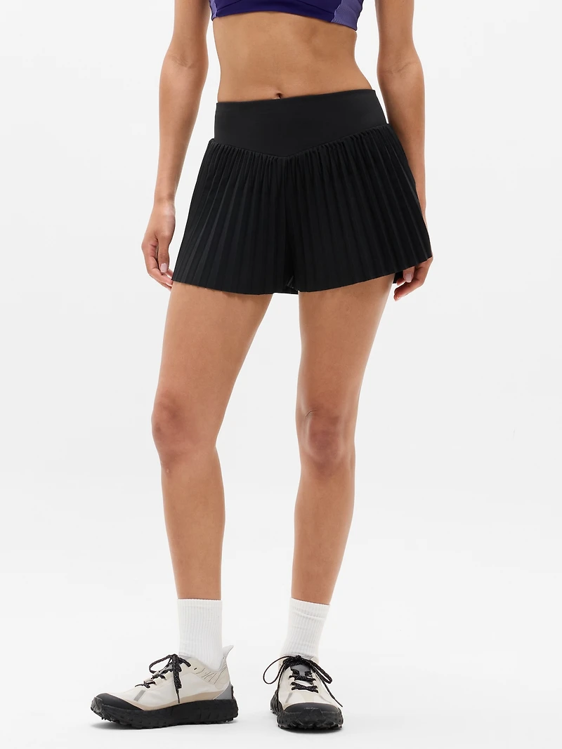 Featherweight Plissé Run Short