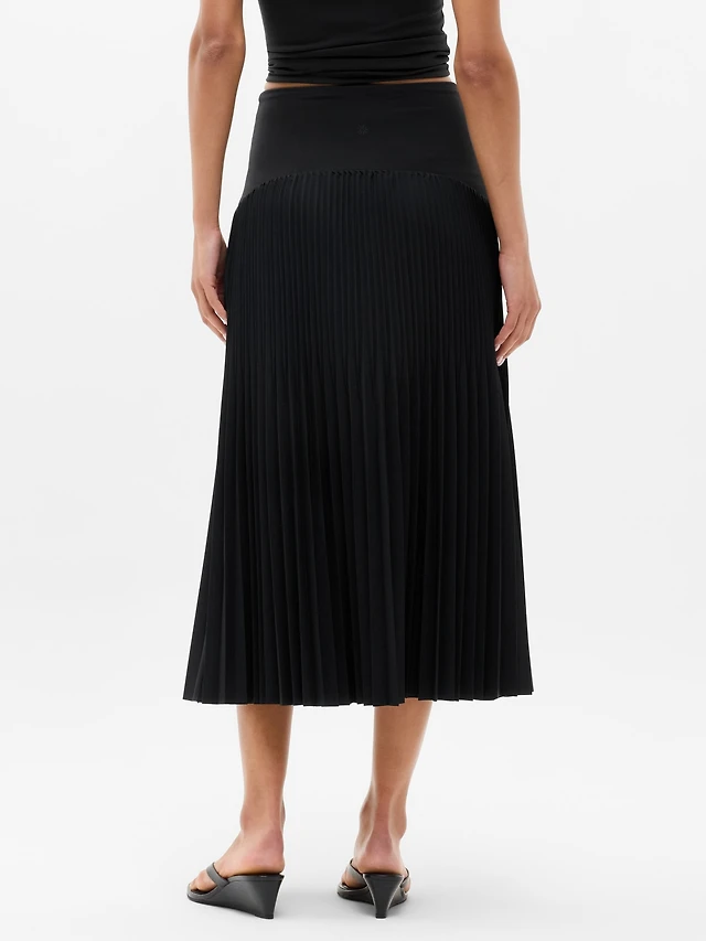 Featherweight Plissé Midi Skirt