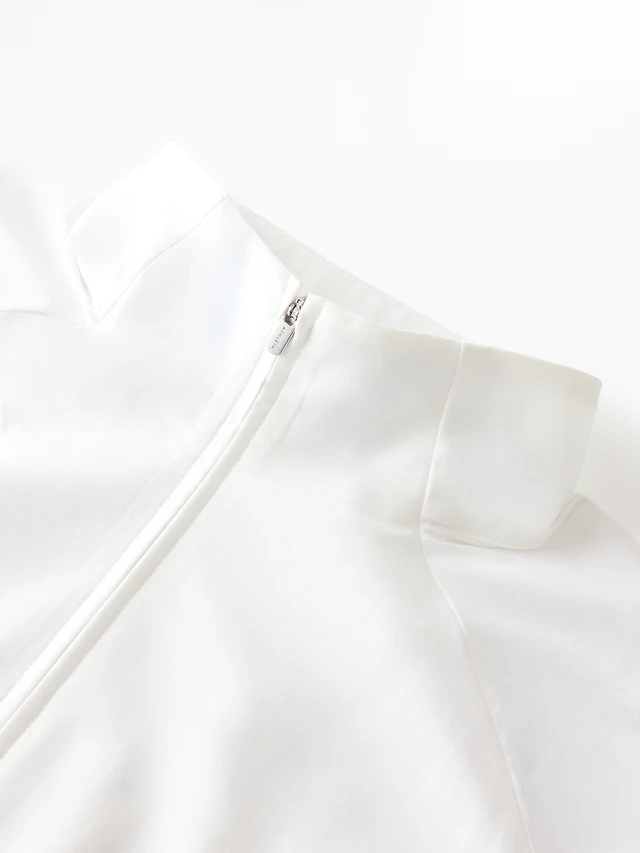 Featherweight Plissé Jacket