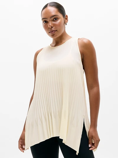 Featherweight Plissé Tank