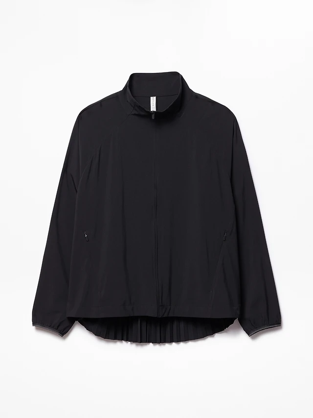 Featherweight Plissé Jacket
