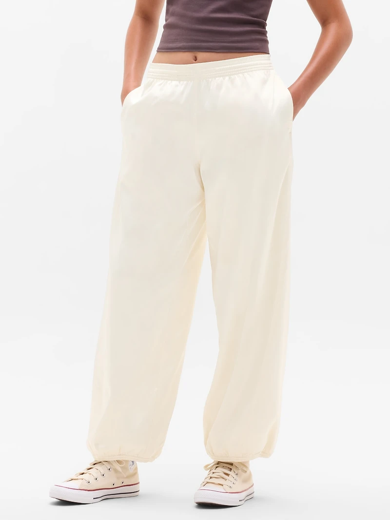 Athleta Girl Run Free Satin Bubble Pant