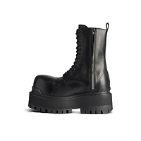 giant boot