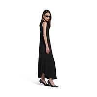 sleeveless dress