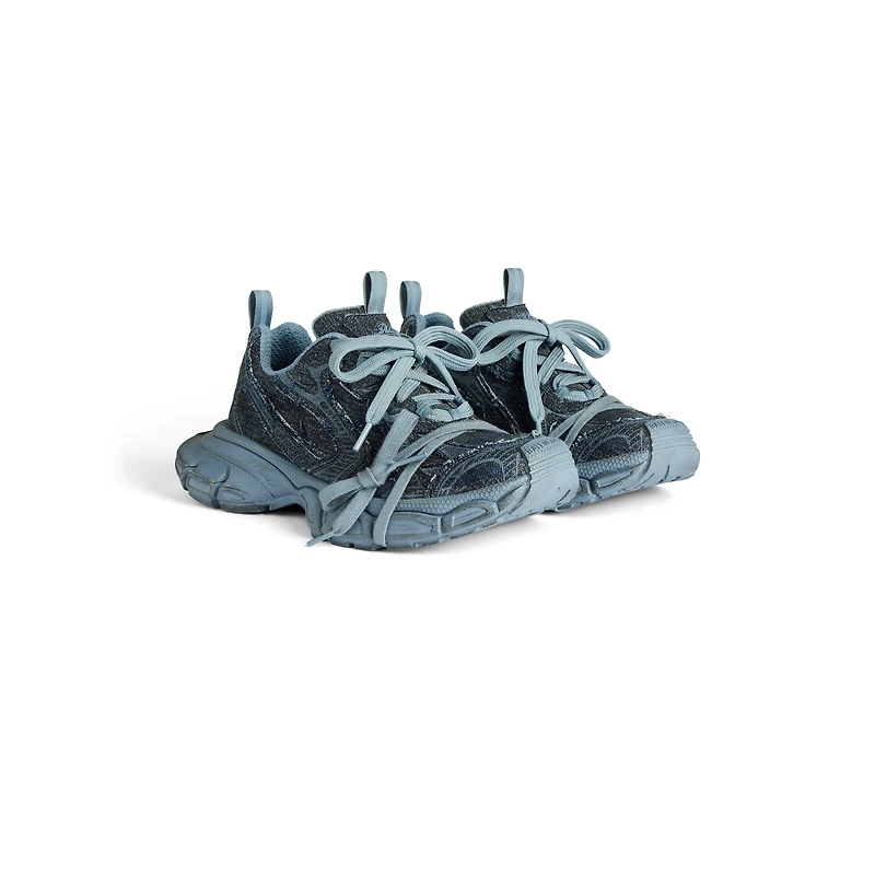 3xl sneaker