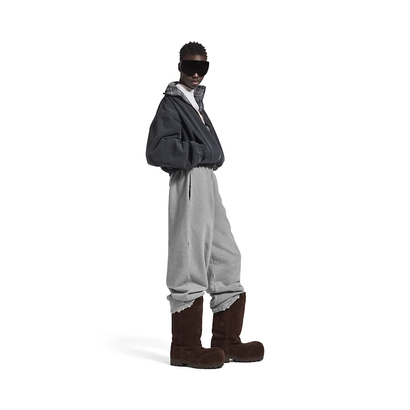 baggy pants