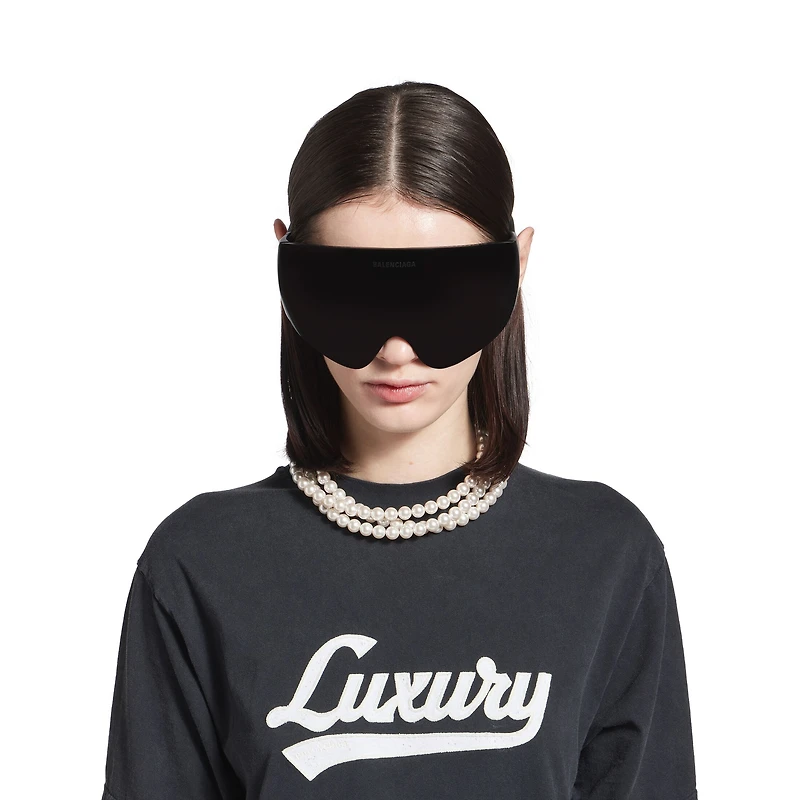 pearl 3-row choker