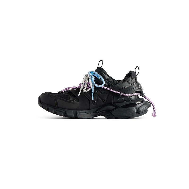 track trail laces sneaker