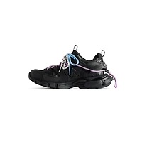 track trail laces sneaker