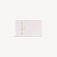 fragrance clutch