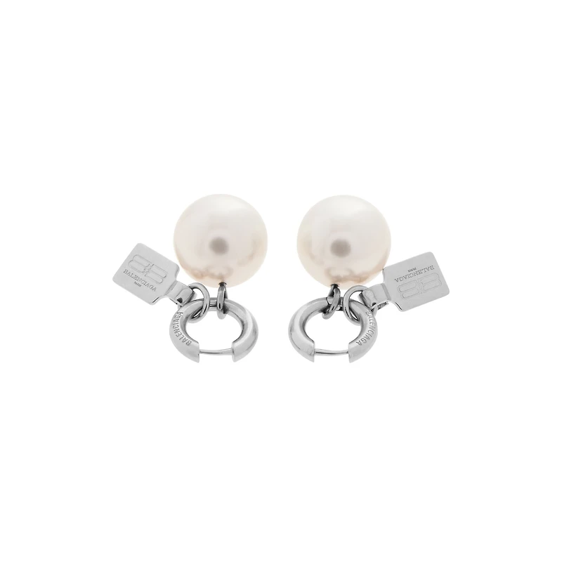 pearl earrings