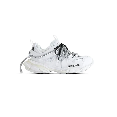 track trail laces sneaker