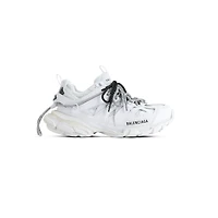 track trail laces sneaker