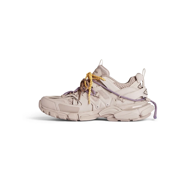 track trail laces sneaker