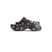 pool crocs™ slide sandal