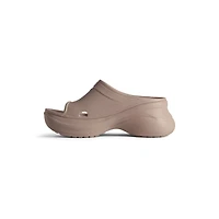 pool crocs™ slide sandal