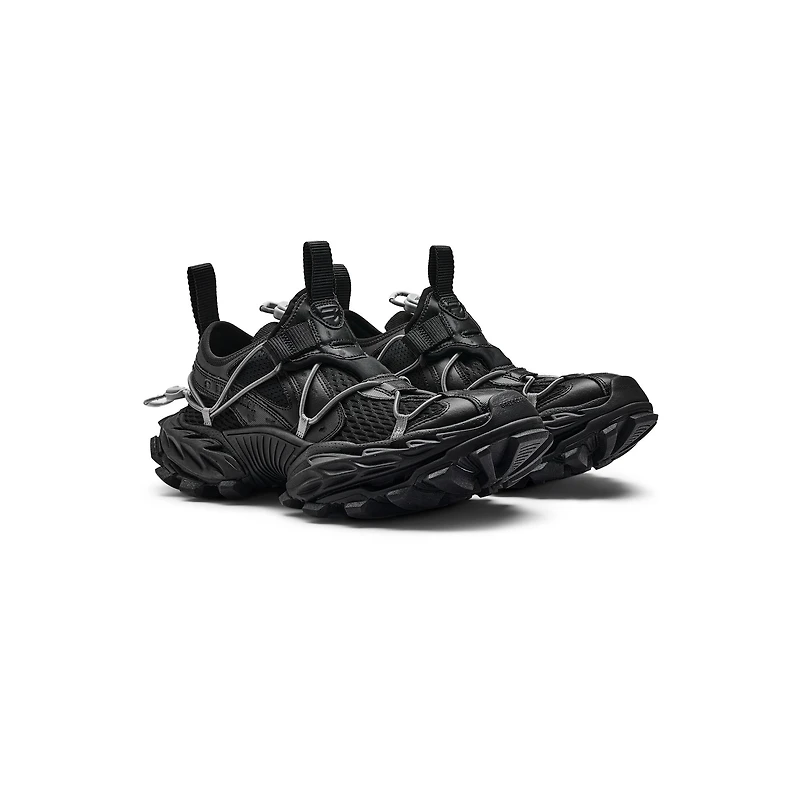 hike sneaker
