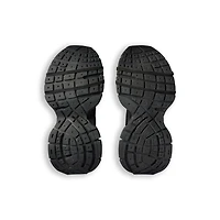 3xl sneaker