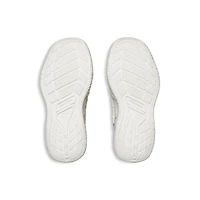 hamptons clean sneaker