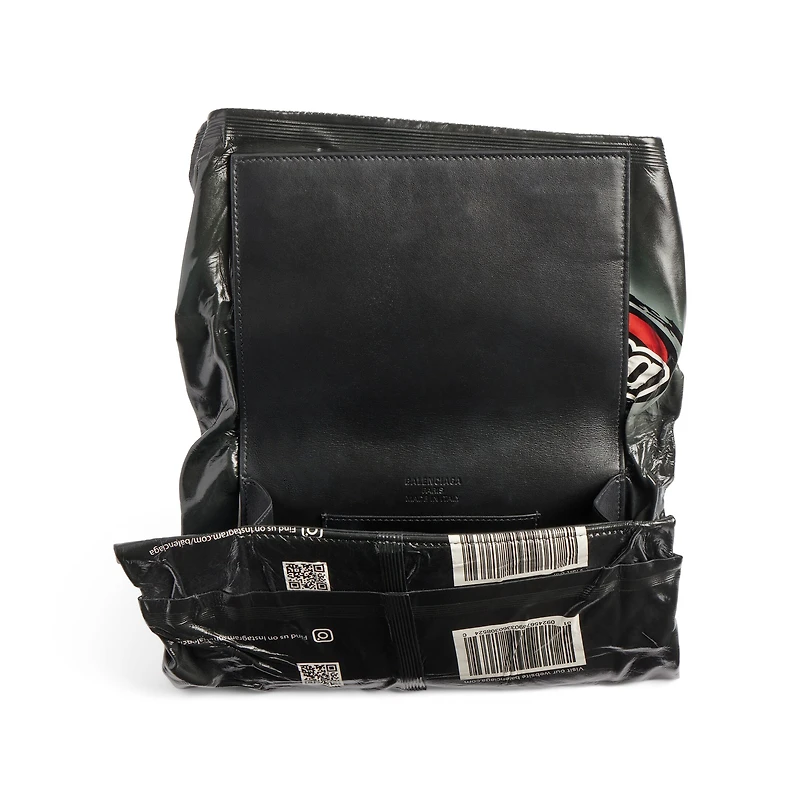 chips clutch wallet
