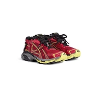 runner sneaker