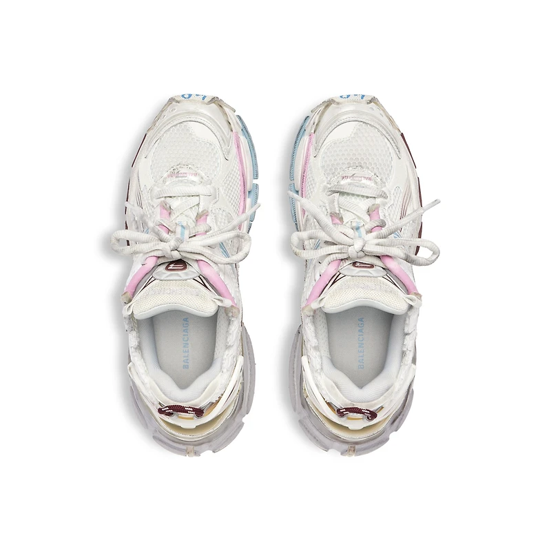 runner gradient sneaker