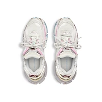 runner gradient sneaker