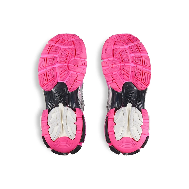 runner gradient sneaker
