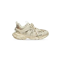 track sneaker
