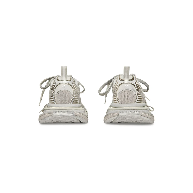 3xl sneaker