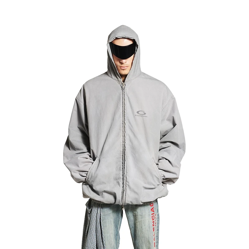 oversized zip-up hoodie