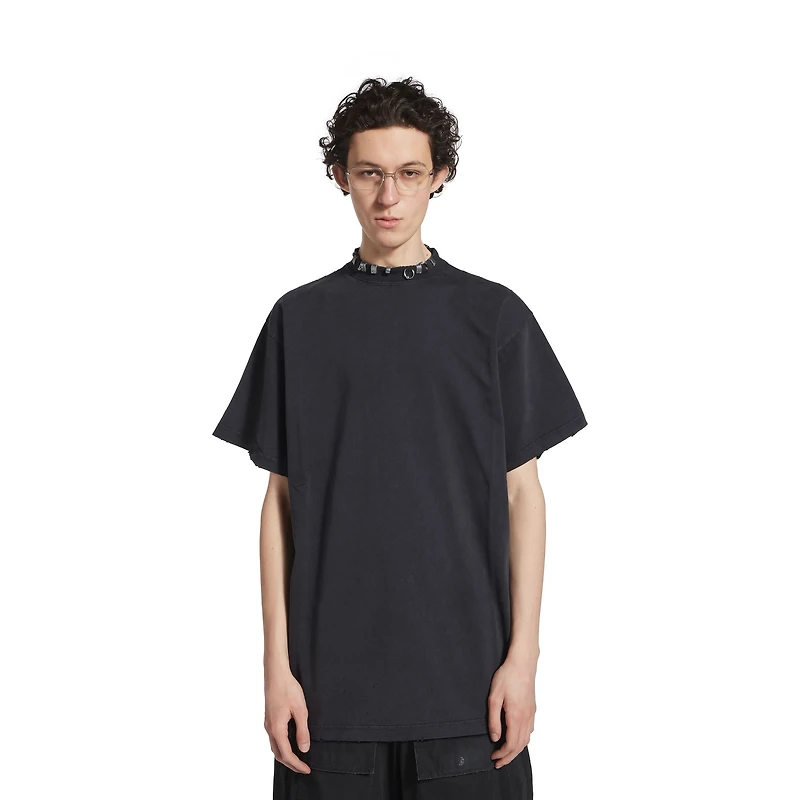 pierced t-shirt oversized
