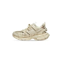 track sneaker