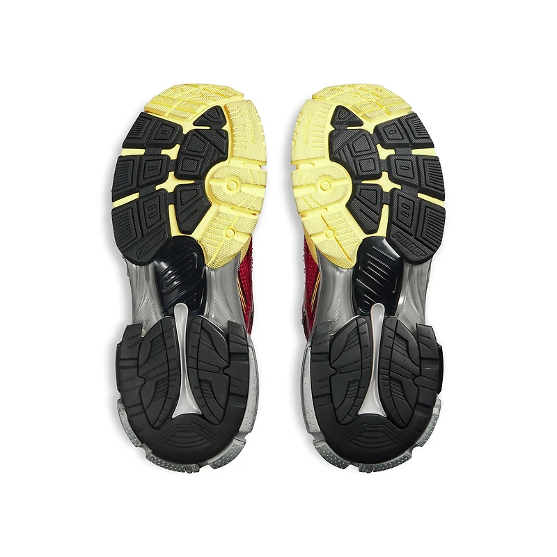 runner sneaker