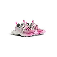 3xl toe spray sneaker