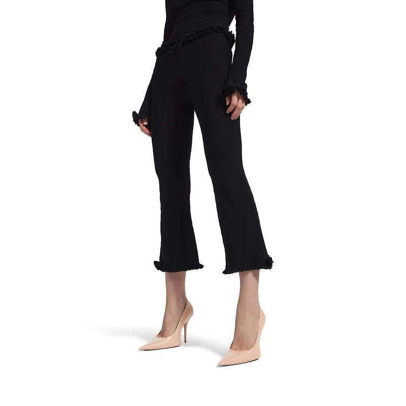 flared capri pants