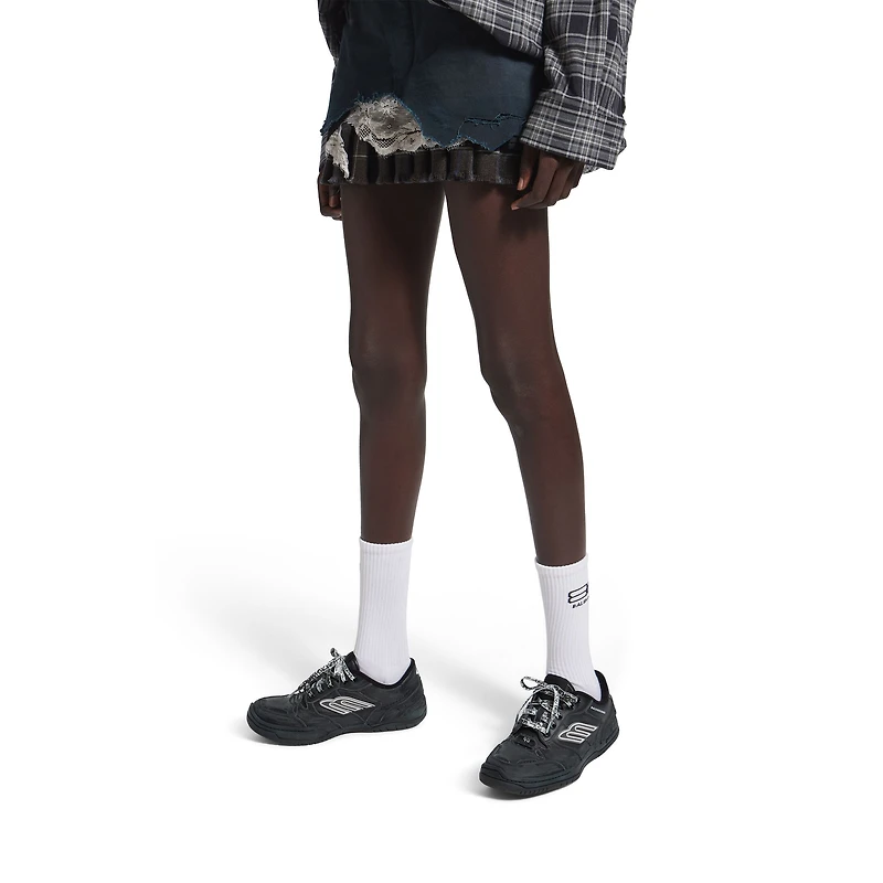 hamptons worn-out sneaker