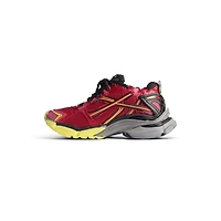 runner sneaker
