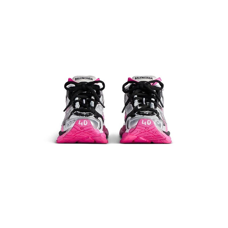 runner gradient sneaker