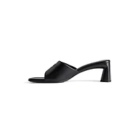 duty free sandal