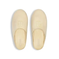 château flat mule