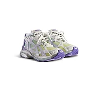 runner gradient sneaker