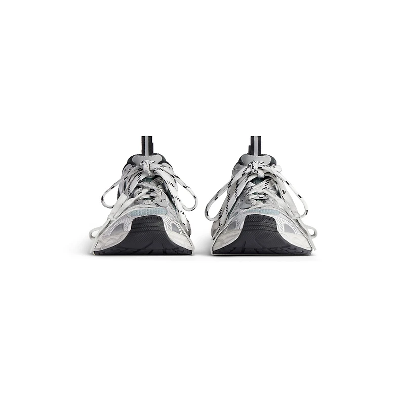3xl gradient sneaker