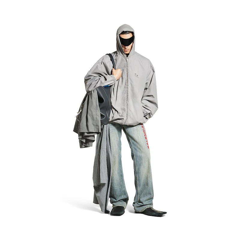 oversized zip-up hoodie